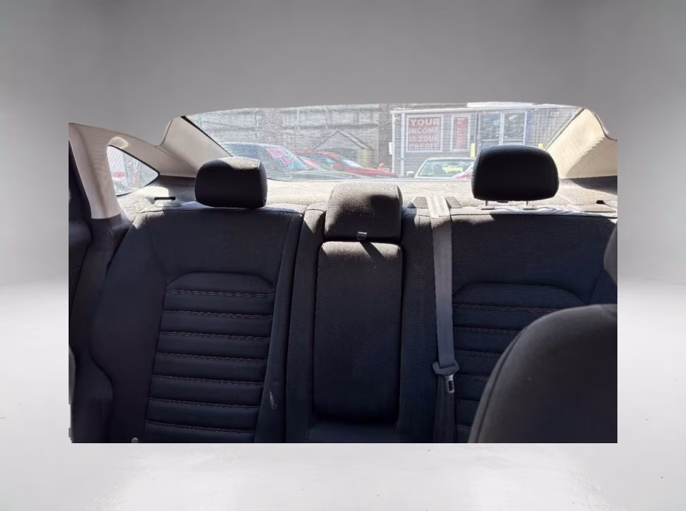 2016 Ford Fusion SE - Photo 8